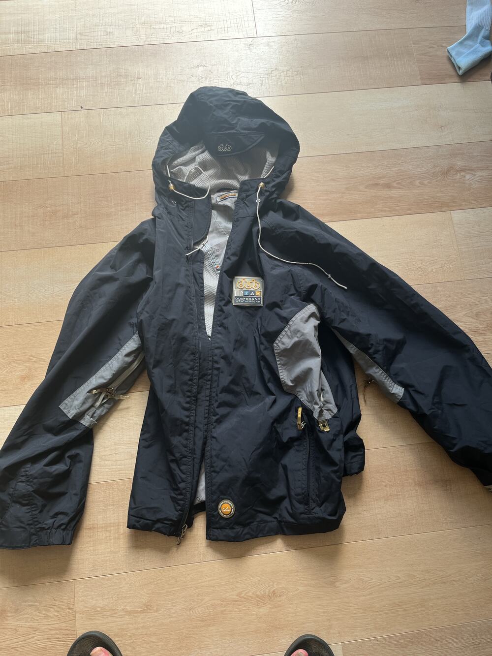 Vintage 90s Dub Brand Weathergear hooded jacket with mesh lining and zip pockets